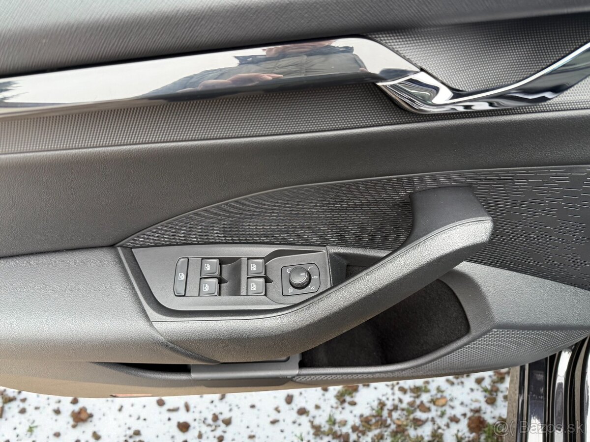 Škoda Octavia Combi 2.0 TDI Style DSG - 19