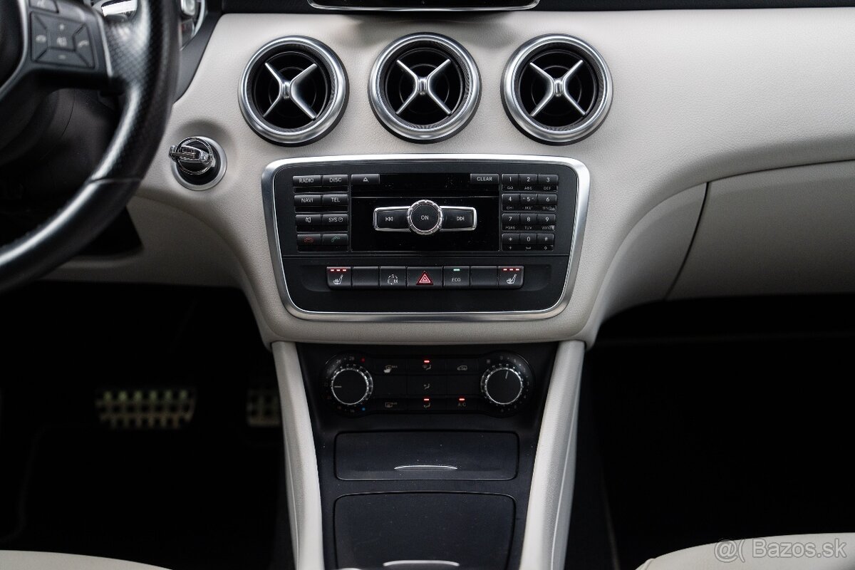 Mercedes-Benz A200 AMG-line - 19