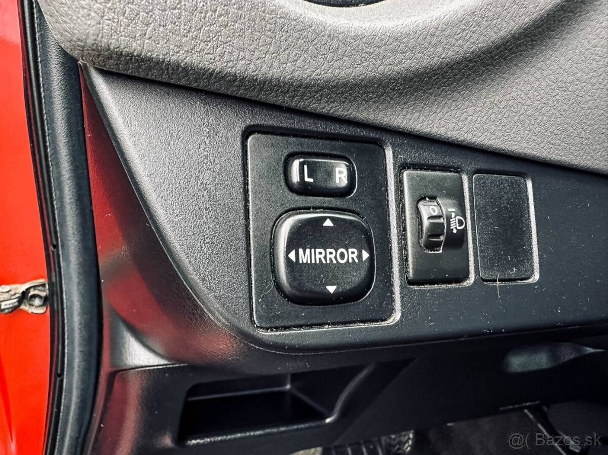 Toyota Yaris 1.0 VVT-i Power - 19