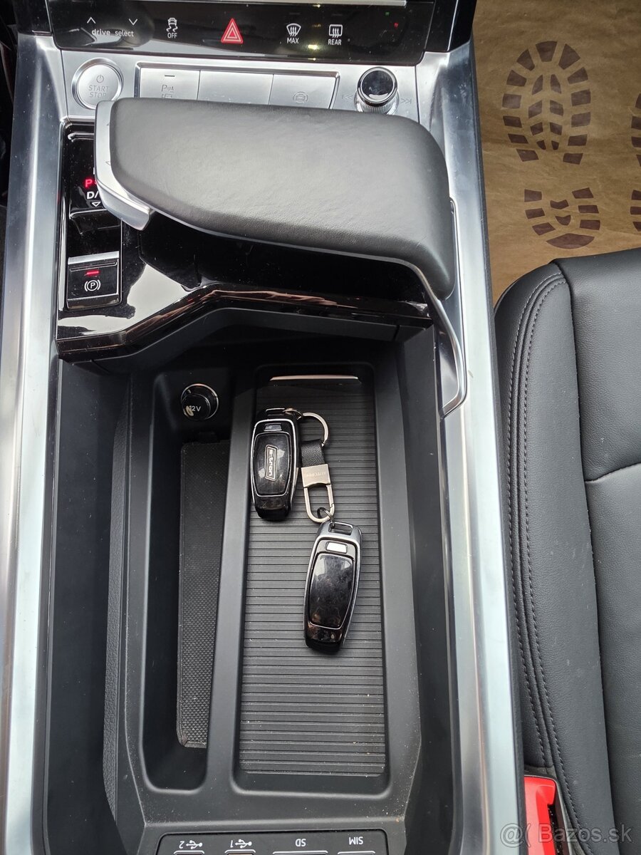 AUDi E-Tron 50 A/T 40.940KM 4X4 ViRTUAL MOŽNY ODPOČET 313PS - 19