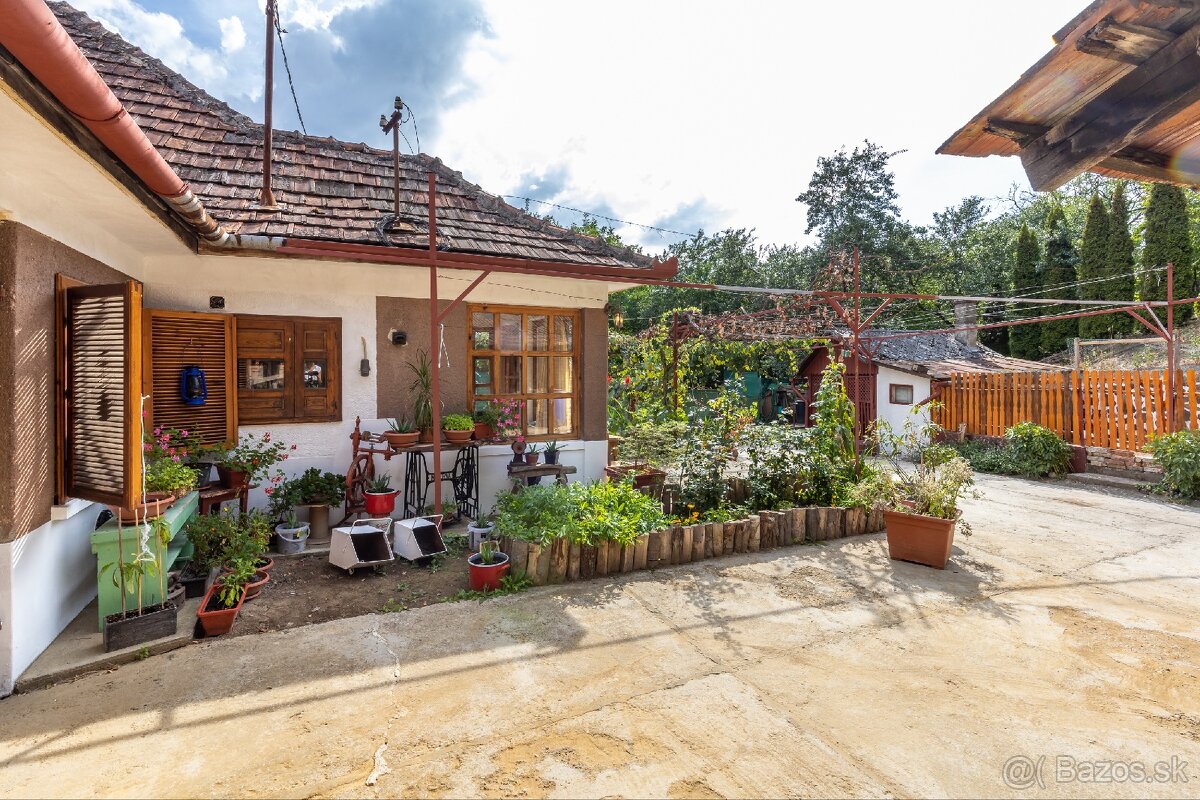 Na predaj útulný domček v obci Pányok - 19