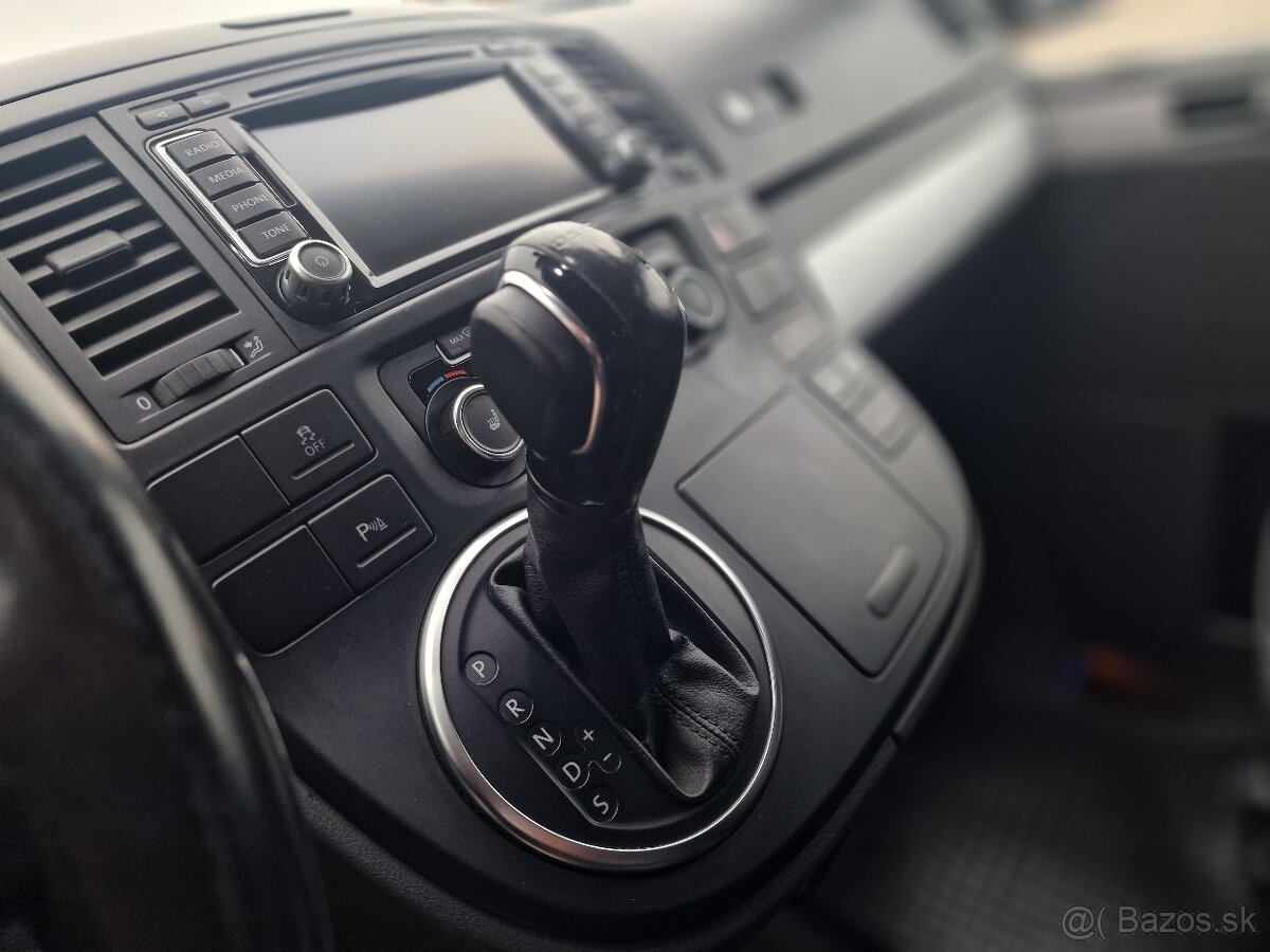 VOLKSWAGEN MULTIVAN 2.0 BITDI HIGHLINE DSG - 19