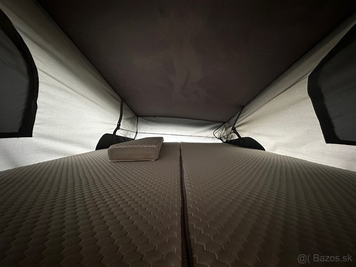 Forster 599 HB Zvedací střecha 2025 - 19