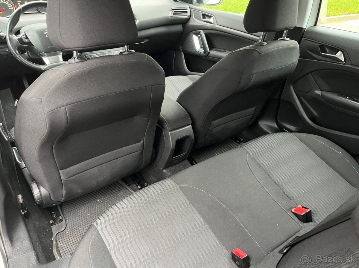 Peugeot 308 1.2 - 19