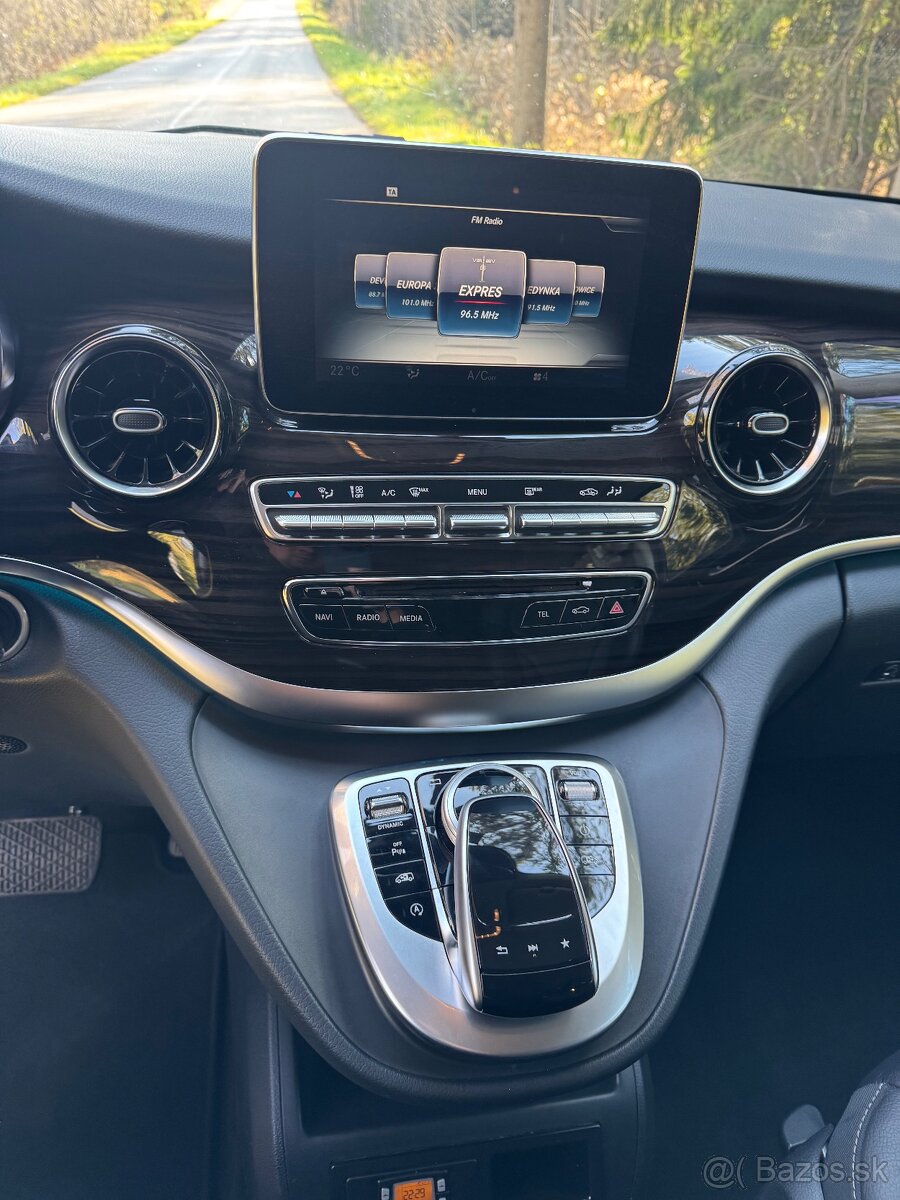 Mercedes-Benz V trieda V250 d lang A/T - 19