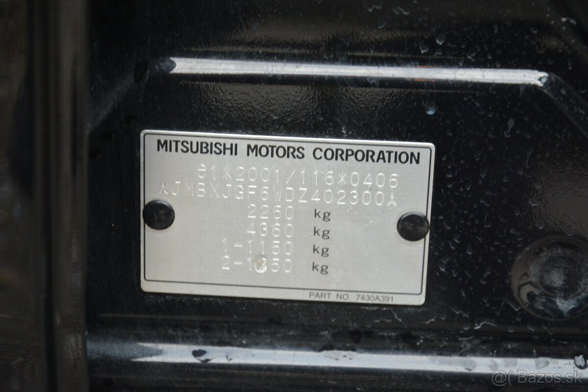 Mitsubishi Outlander 2.20 4×4 SR. voz, 7miestne - 19