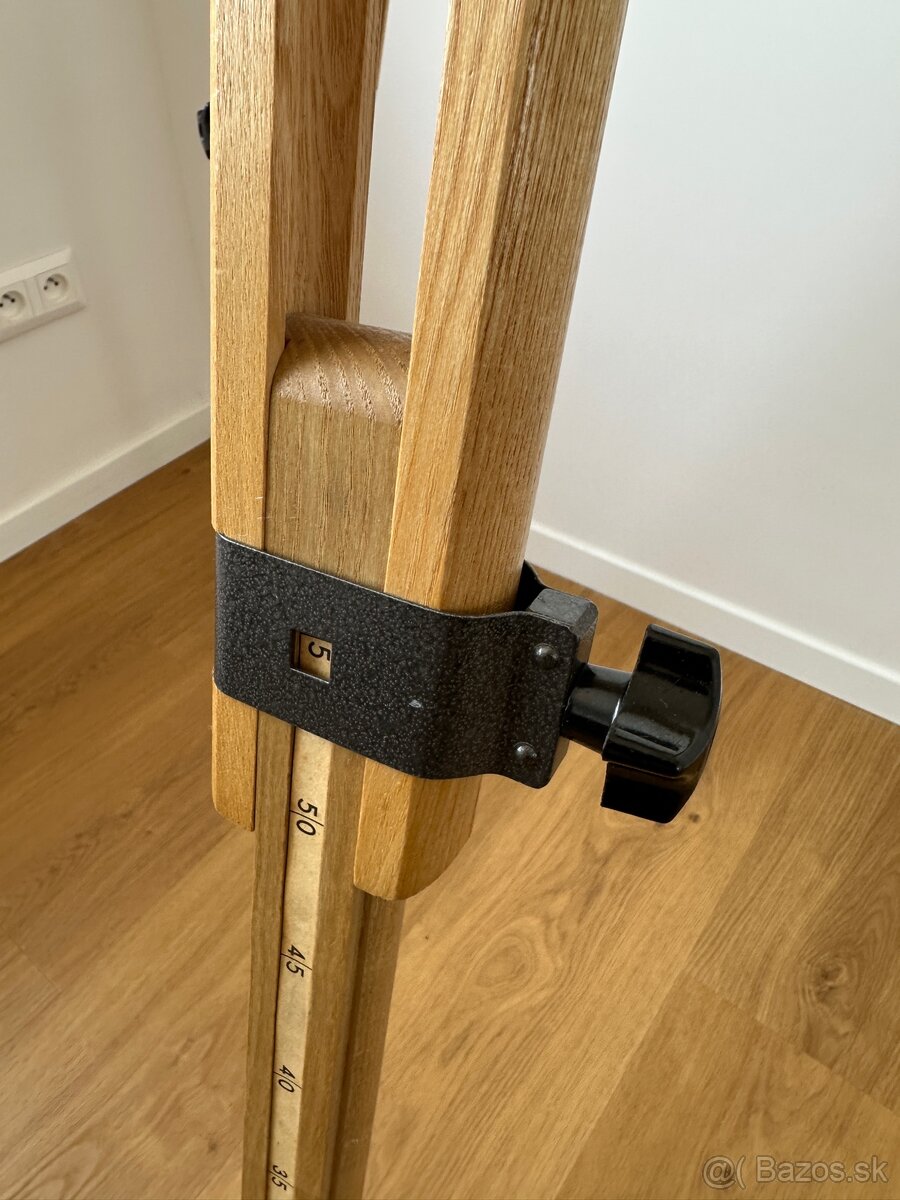 Drevený statív (Meopta/Pentacon) - robustný a stabilný - 19