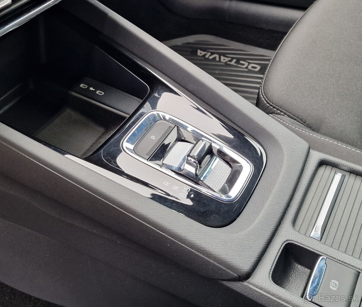 ŠKODA OCTAVIA COMBI 2.0 TDI STYLE DSG - 19