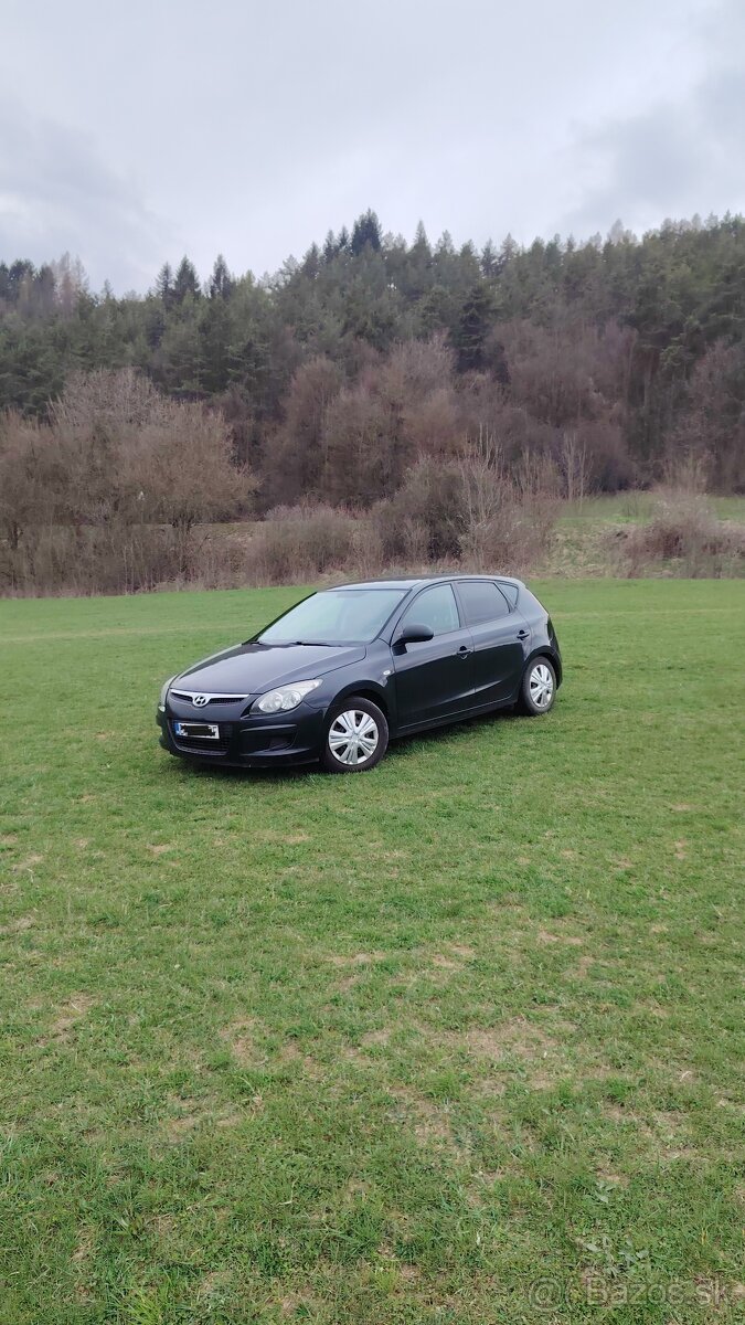 Predám Hyundai i30 1.4 benzín - 19