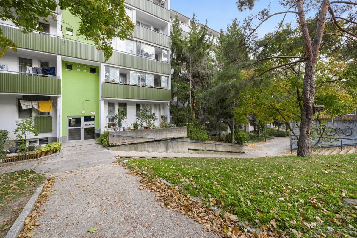 Na predaj 1,5 izbový byt s loggiou - 19