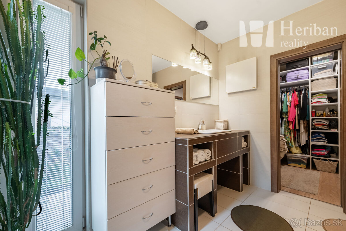 4-izb.rodinný dom s 8,2 ár.pozemkom, Vajkovce, Slnečná stráň - 19