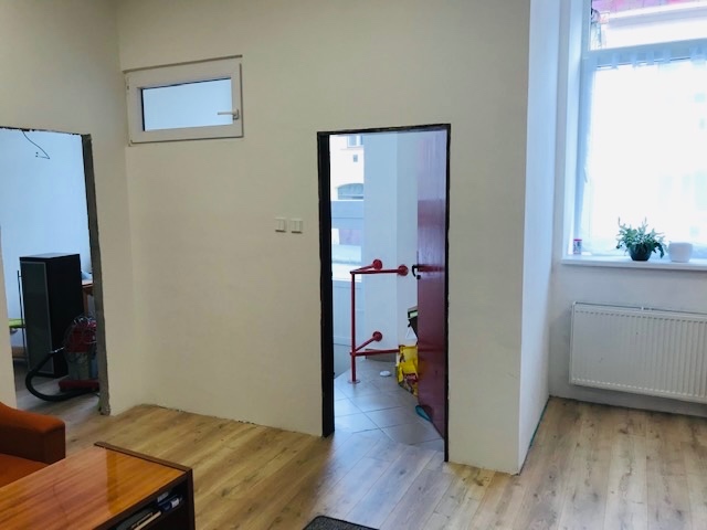 POLYFUNKČNÝ OBJEKT - 4. podlažný, 168m2, PO - 19