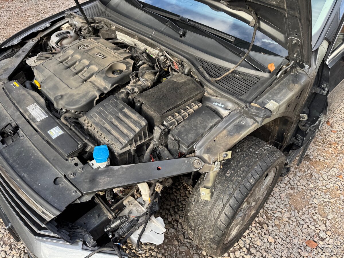 Volkswagen Passat B8 2.0tdi Dsg Highline 2016 Pojazdné - 19