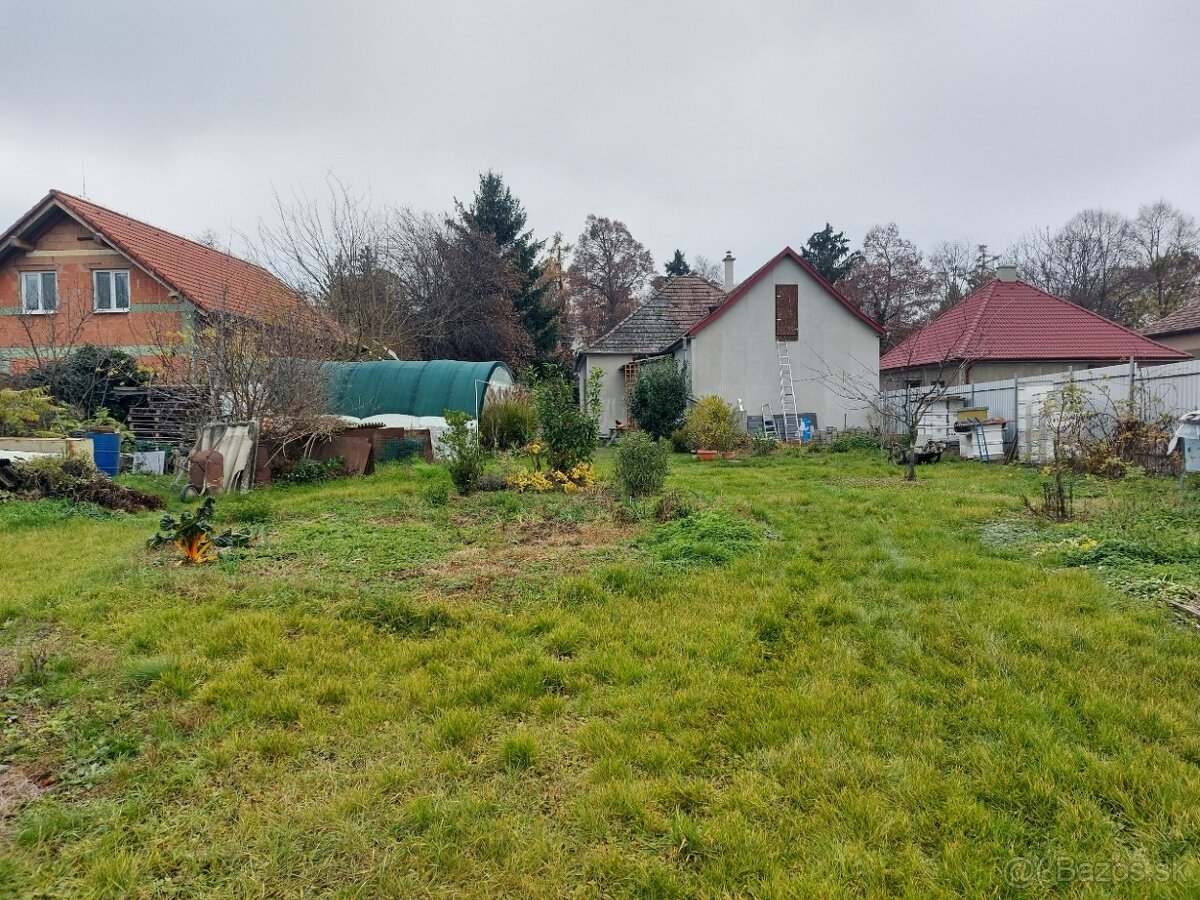 Výrazne znížená cena 4 izbový rodinný dom v Tomášikove - 19