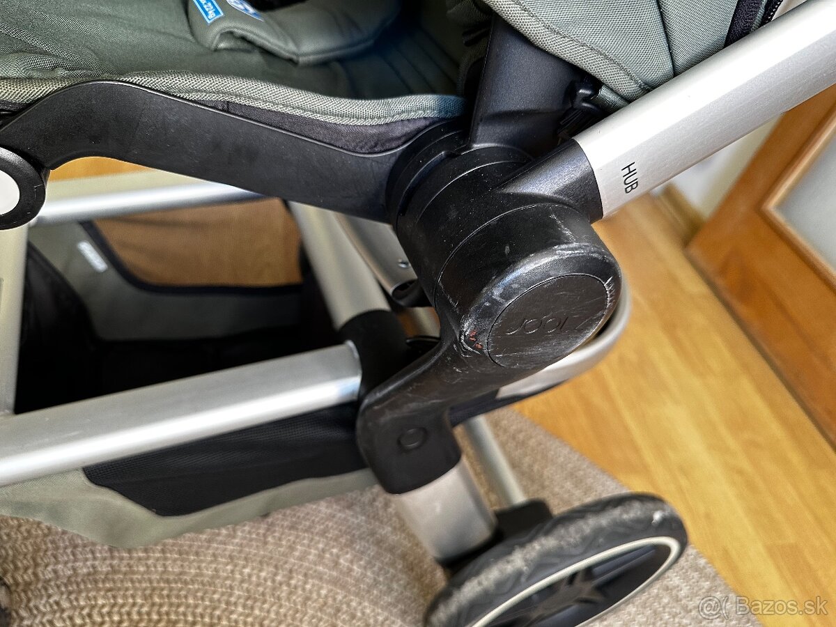Joolz Hub+ (športový kočík + vanička+ britax romer vajíčko) - 19