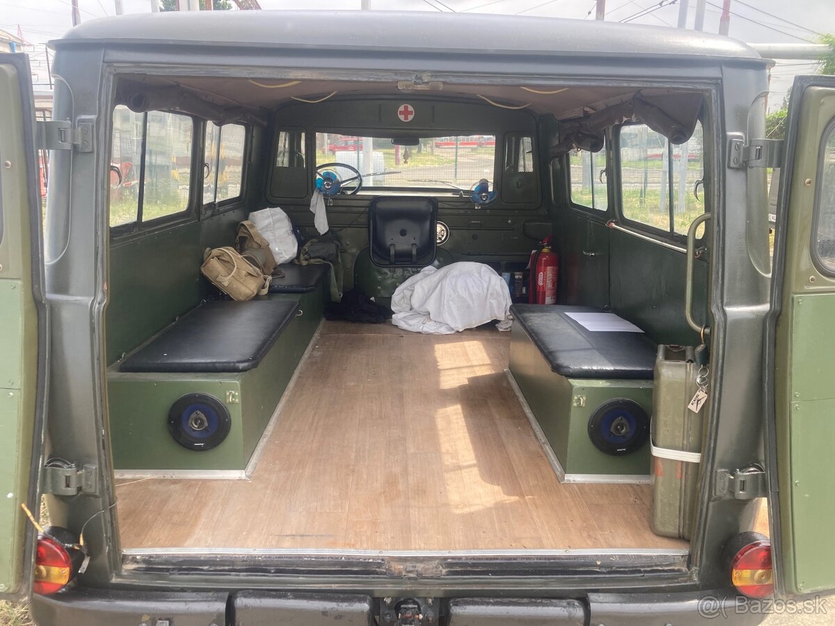 UAZ 452A - Buchanka - 19