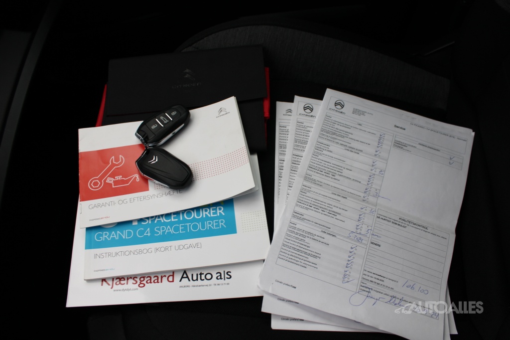 Citroen C4 Spacetourer 1,2 i PureTech 96 kW - 19