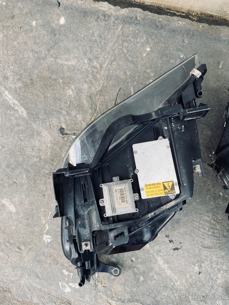 Dynamic xenon bmw E60/E61 natáčacie predfacelift - 19