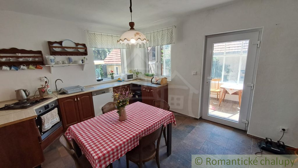 Rodinný dom v Tribečskom pohorí v obci Zlatno na predaj - 19