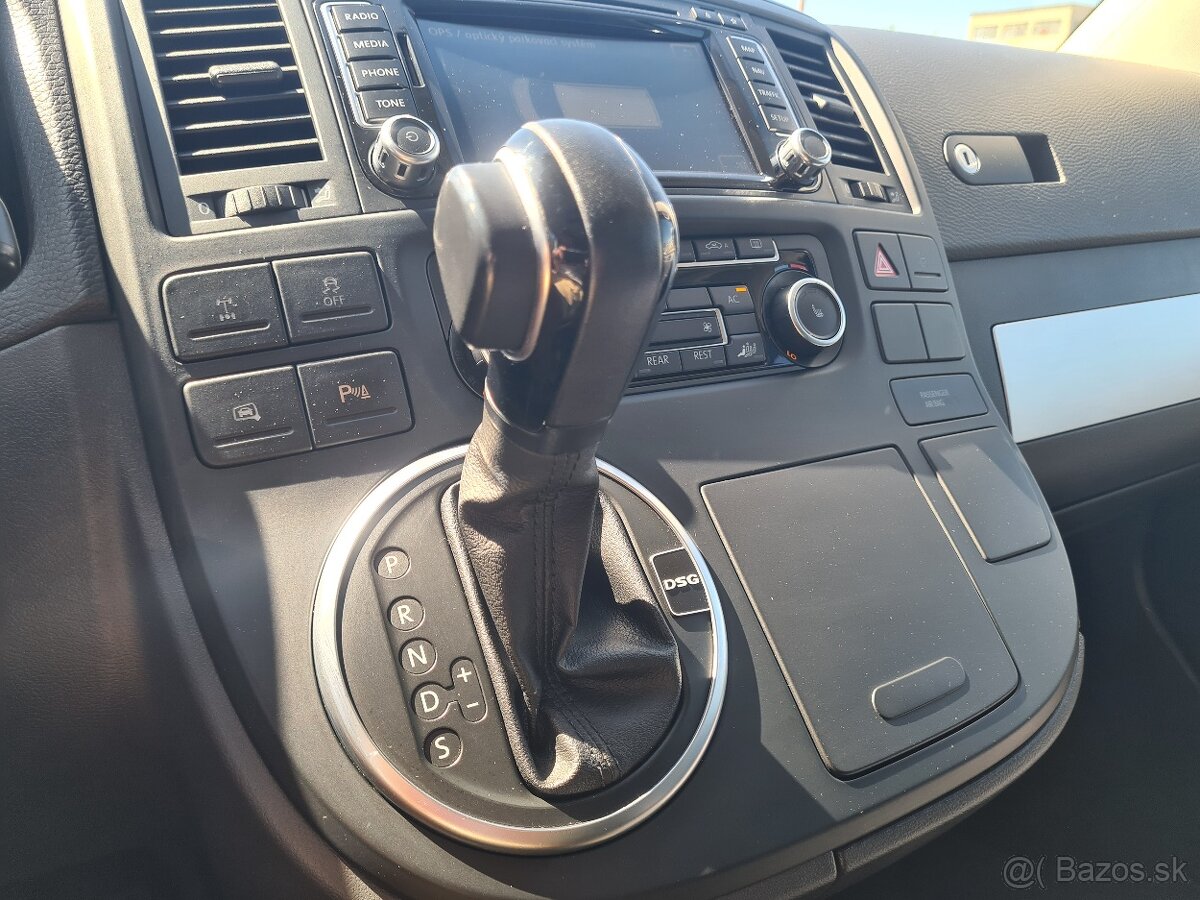 VOLKSWAGEN MULTIVAN 2.0 BITDI HIGHLINE 4MOTION DSG - 19