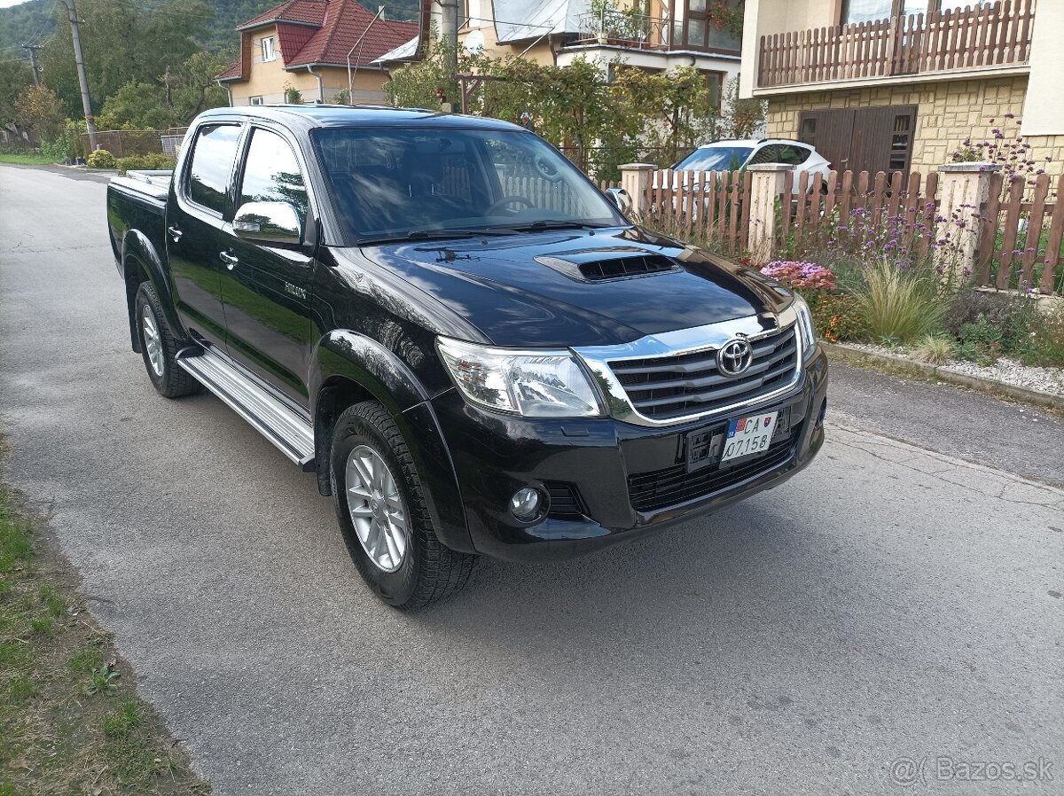 toyota Hilux 3.0 4x4 - 19