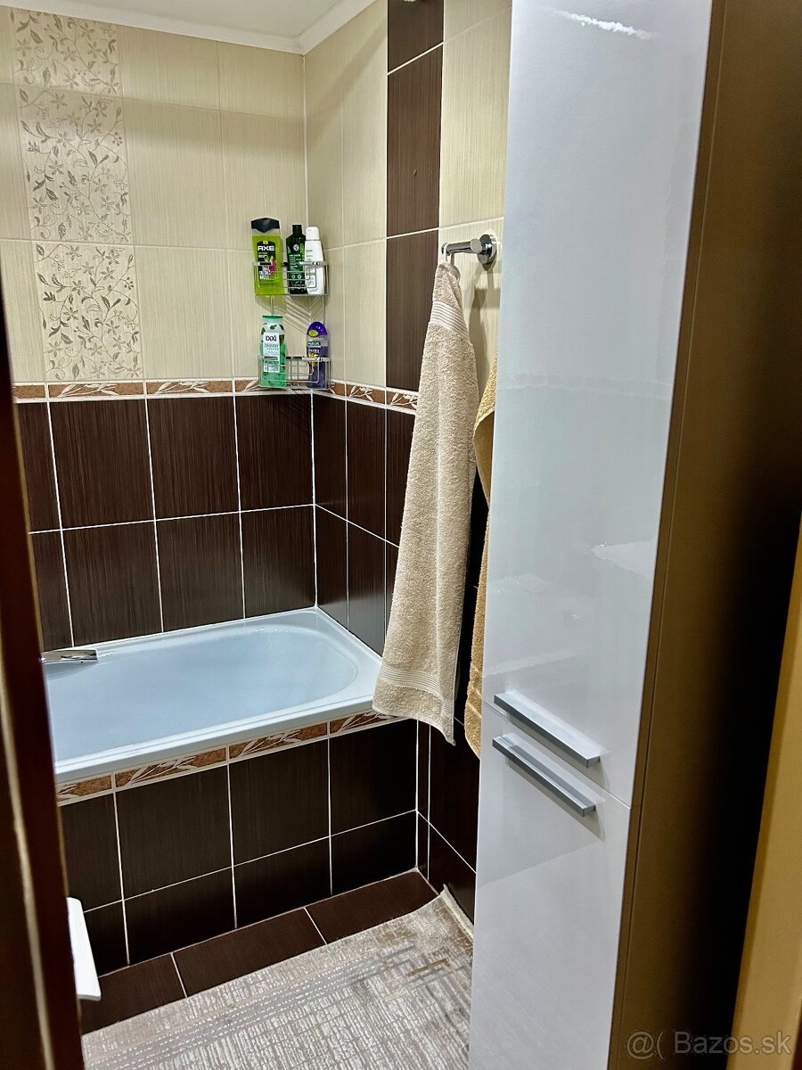 Predaj 3-izbový byt so zariadeným a parkovacím miestom - 19