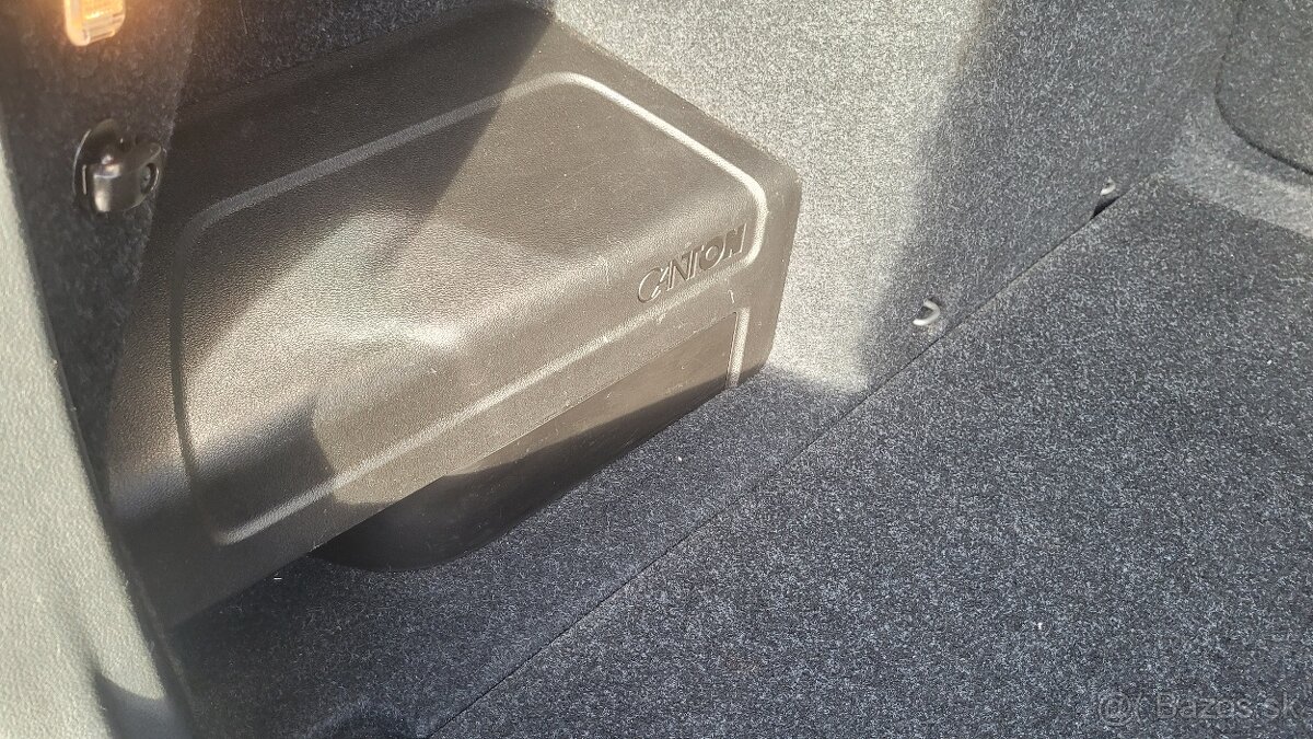 Octavia III 1,6 tdi DSG FACELIFT TOP STAV - 19