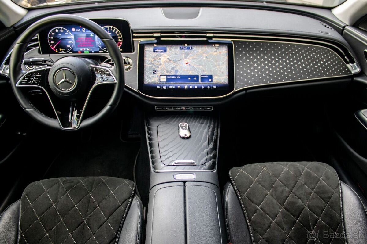 Mercedes-Benz E 300e / 150kW / A9 / ZÁRUKA - 19