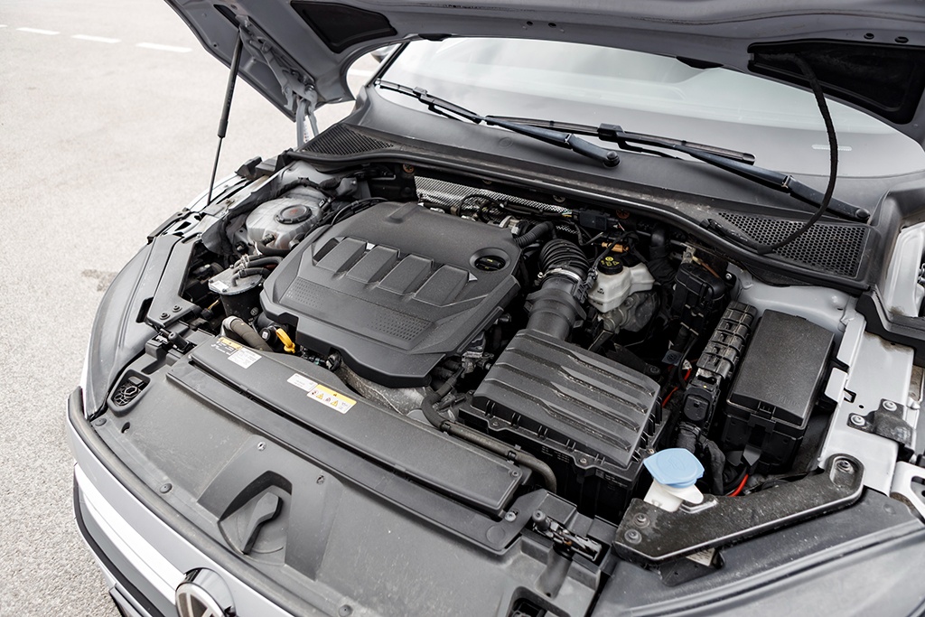 Volkswagen Arteon SB R-line 2.0TDI 147kW DSG7 4-Mot 10/2021 - 19