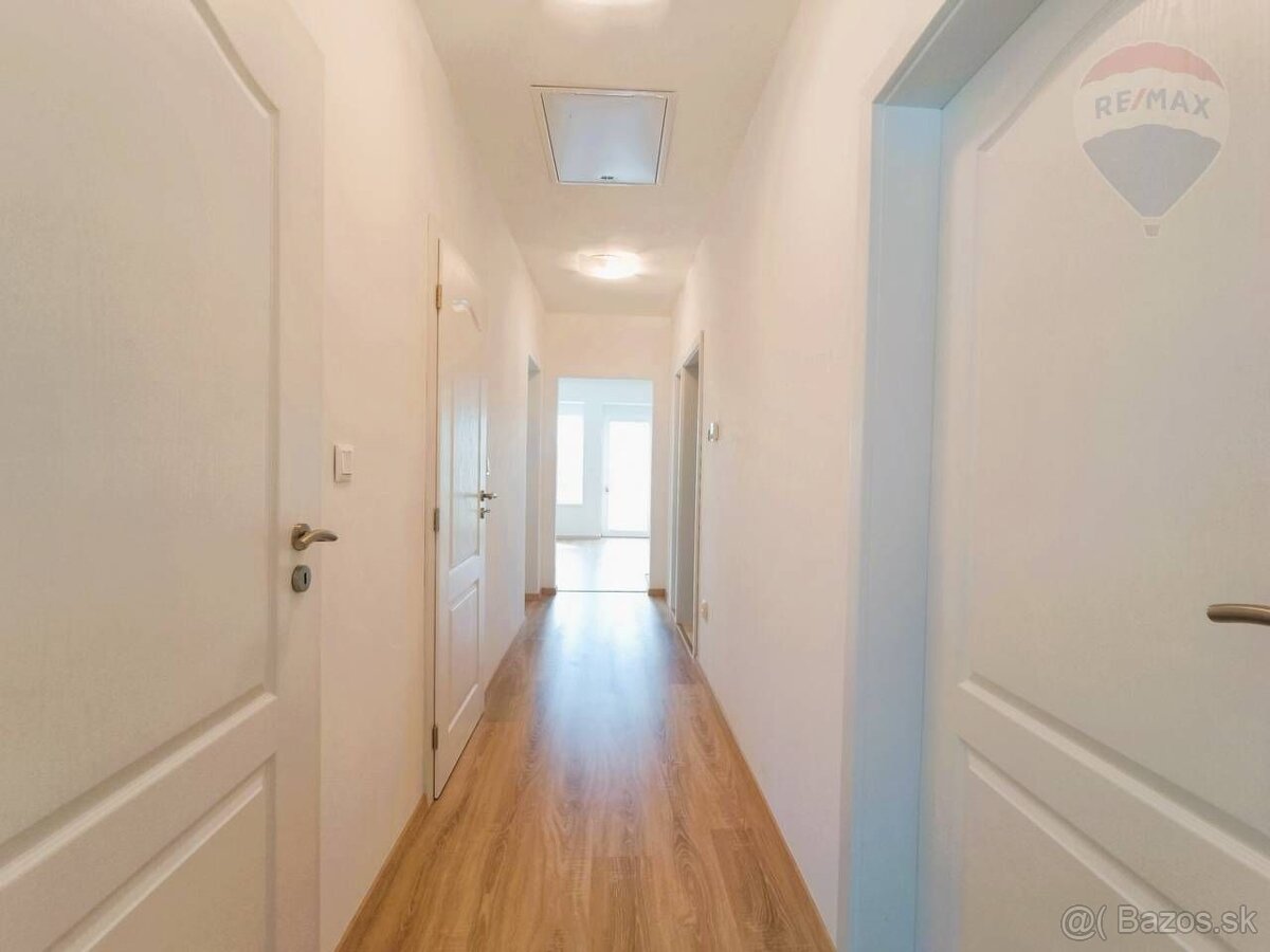 PRENÁJOM: Priestranný 3-izbový bungalov s parkovaním vo dvor - 19