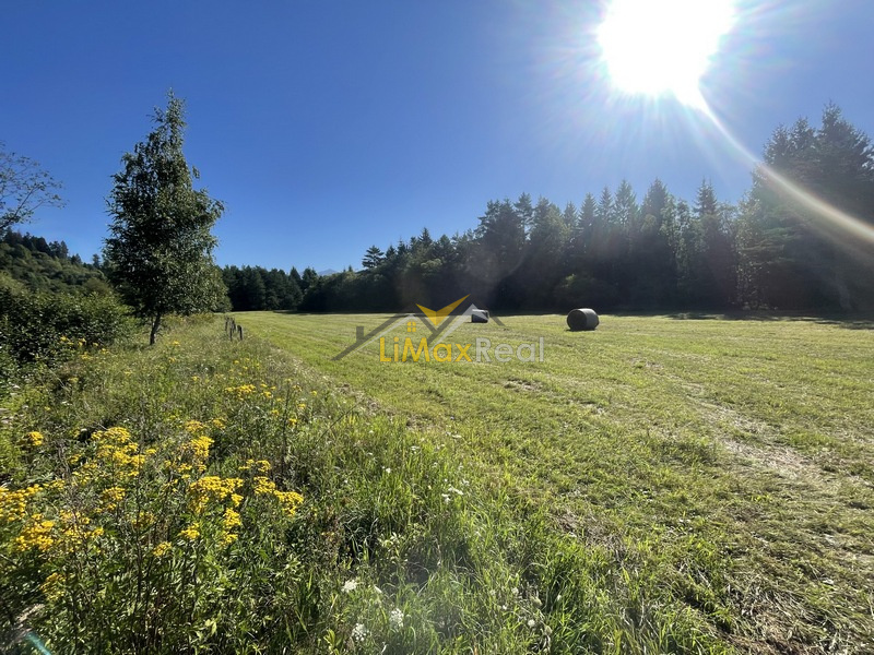 Slnečné stavebné pozemky v tichom prostredí Liptova - 19