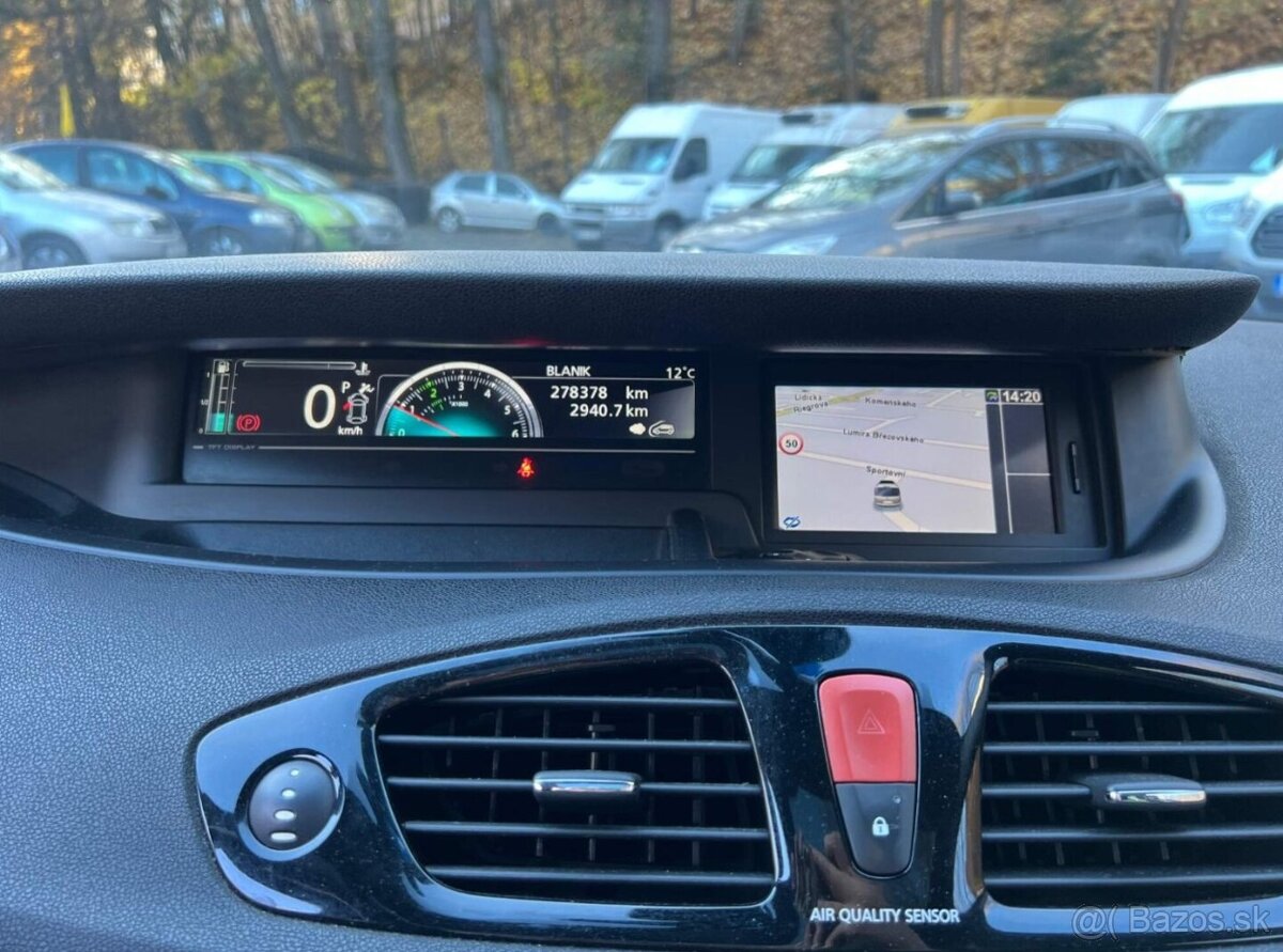 Renault Scenic 2.0 dCi 110 kW 7 míst INITIALE klima 2012 STK - 19