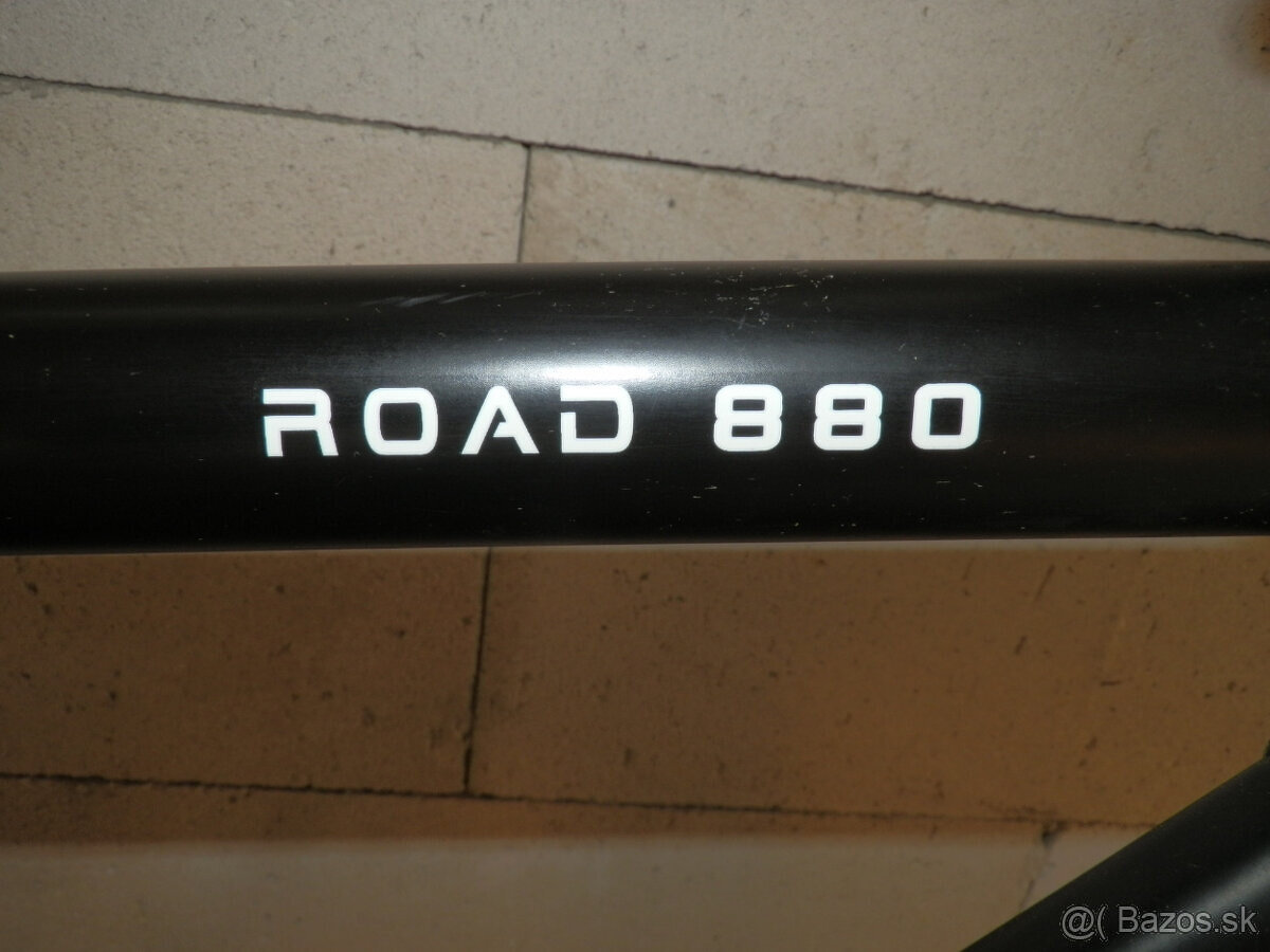 Predám cestný bicykel Merida road race 880 - 19