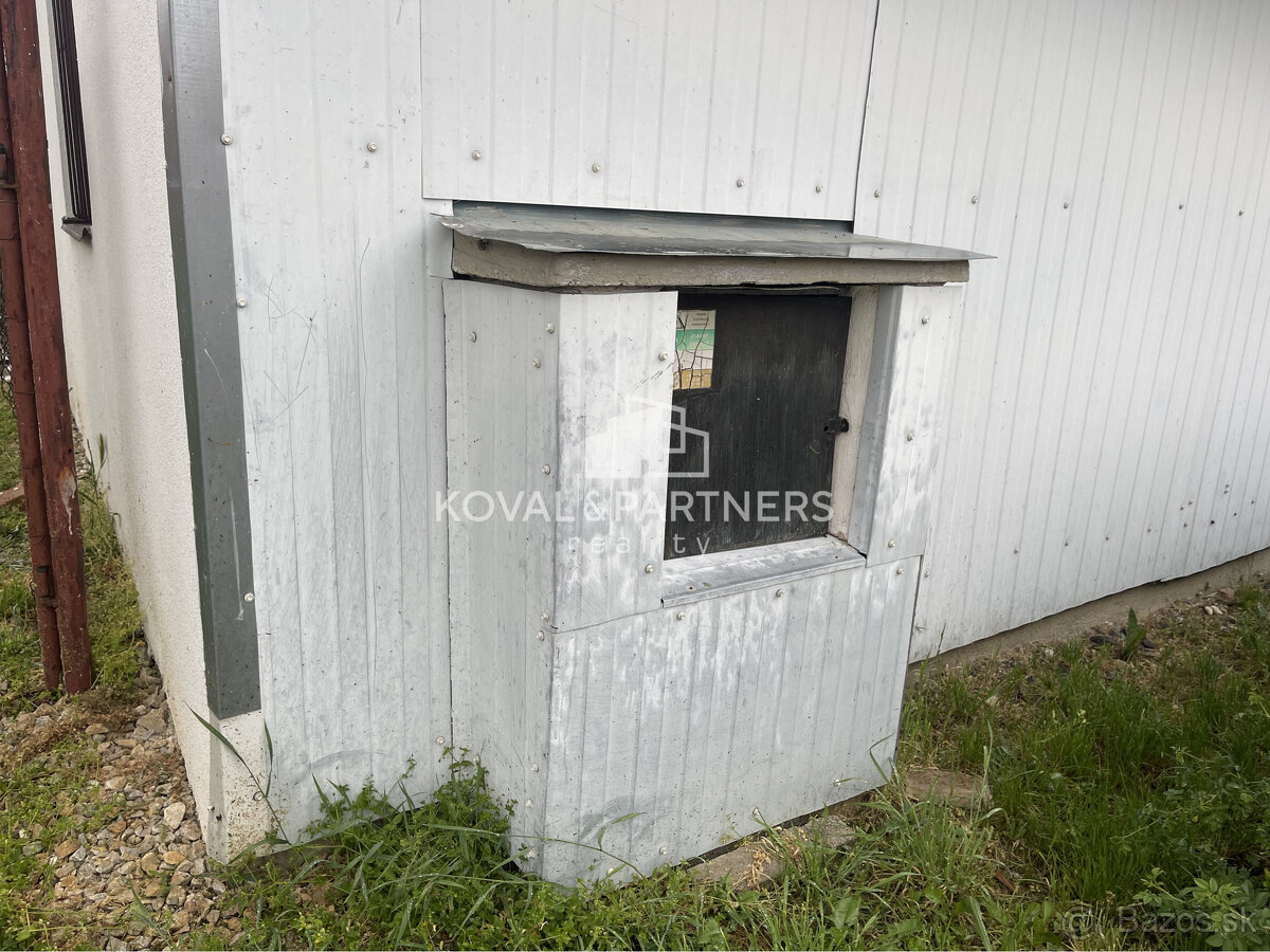 Chatka so záhradou a vinicou - Vráble v časti Horný Dúšnik - 19