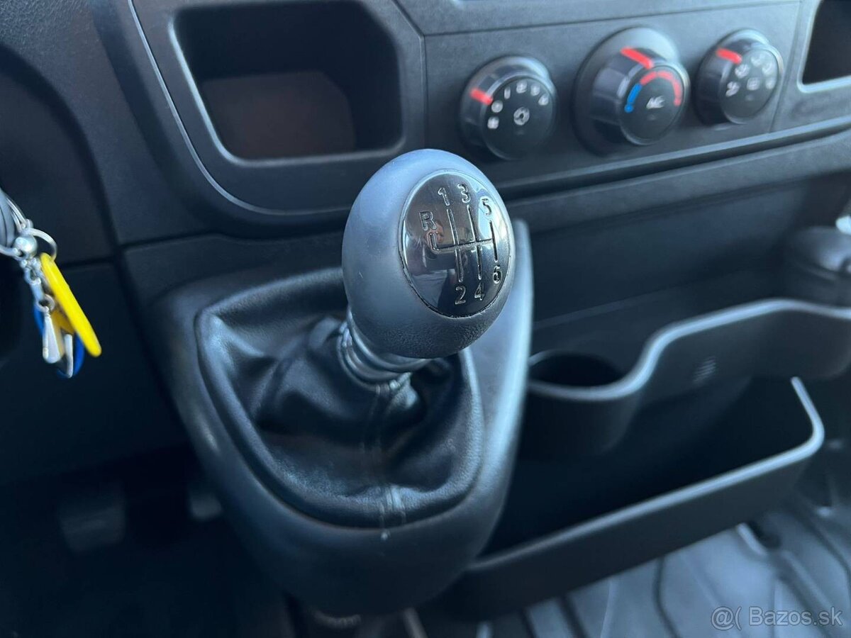 Renault Master 2.3 dci 92 kw 7 - miestne - 19