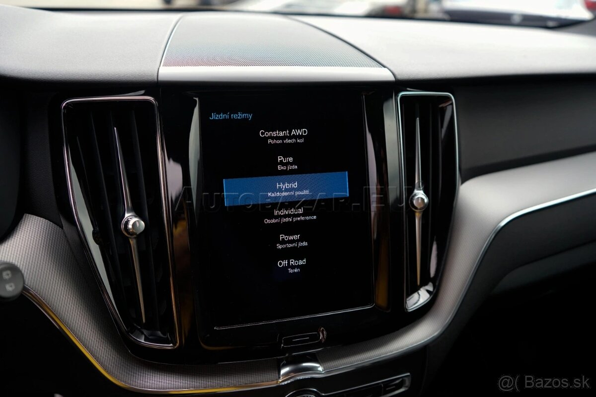 Volvo XC60 T6 Hybrid eAWD A/T R-design - 19