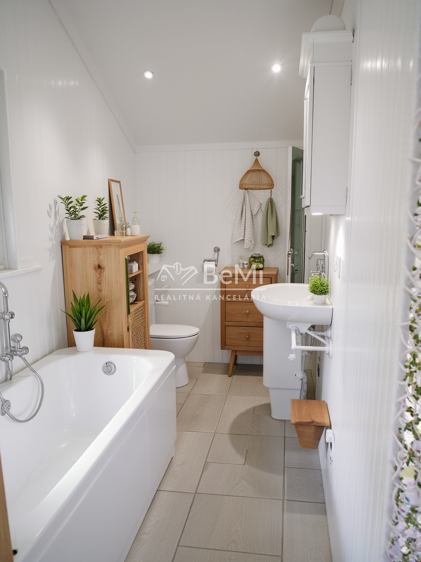Na predaj priestranný 3-podlažný rodinný dom Myjava - 19