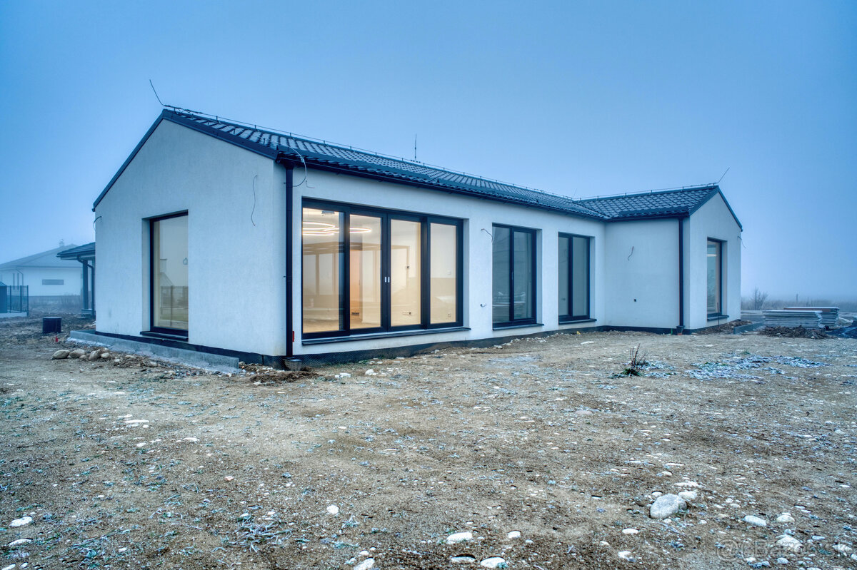 Úsporný 5-izbový bungalov A0 – Veľká Lomnica - 19