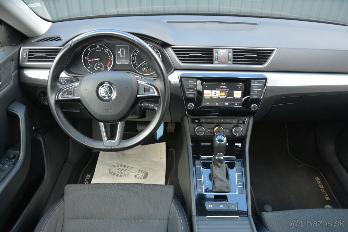 Škoda Superb Combi 2.00 TDI DSG STyle - 19
