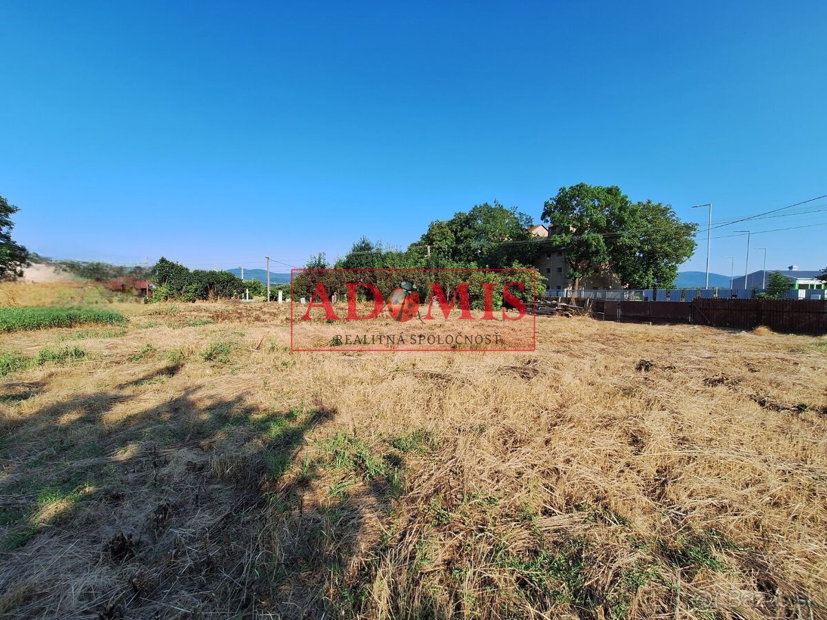 ADOMIS - Predáme stavebný pozemok 1160m2 Milhosť, všetky sie - 19