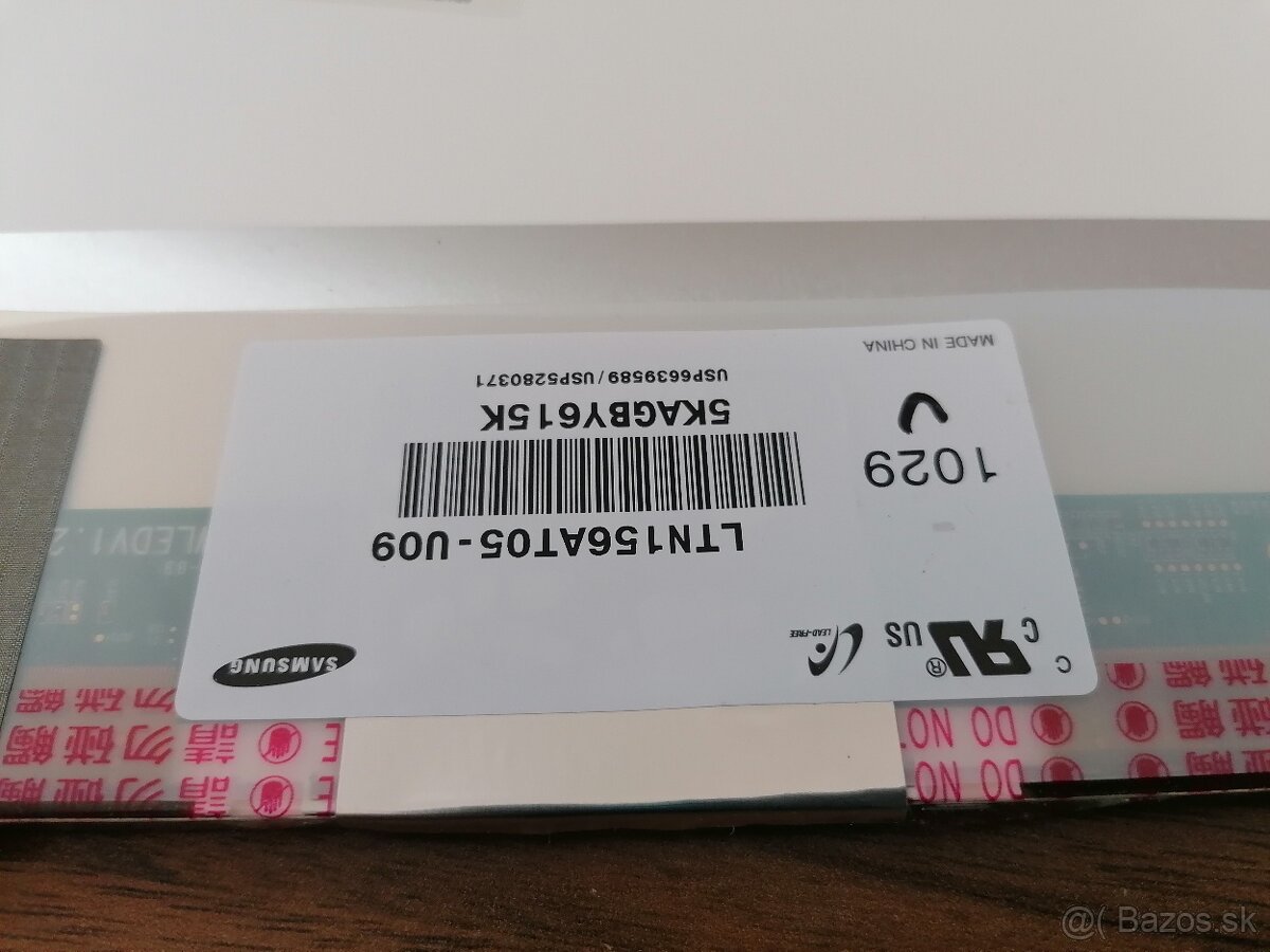 Predám 15,6" displeje do notebookov. - 19