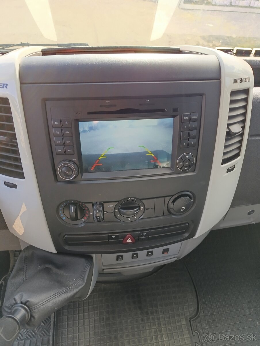 Mercedes Sprinter 315 CDI odťah špeciál - 19