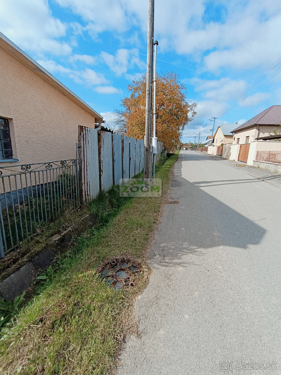 Bystré – slnečný, rovinatý pozemok s hosp. budovou, 872 m2 - 19