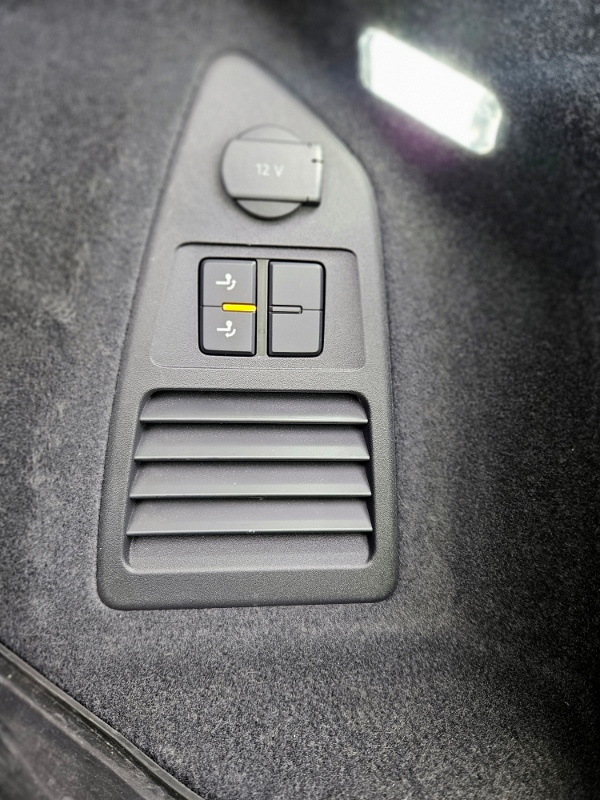 Volkswagen TOUAREG 3.0 V6 TDI A8 4x4, 2021,SK auto - 19