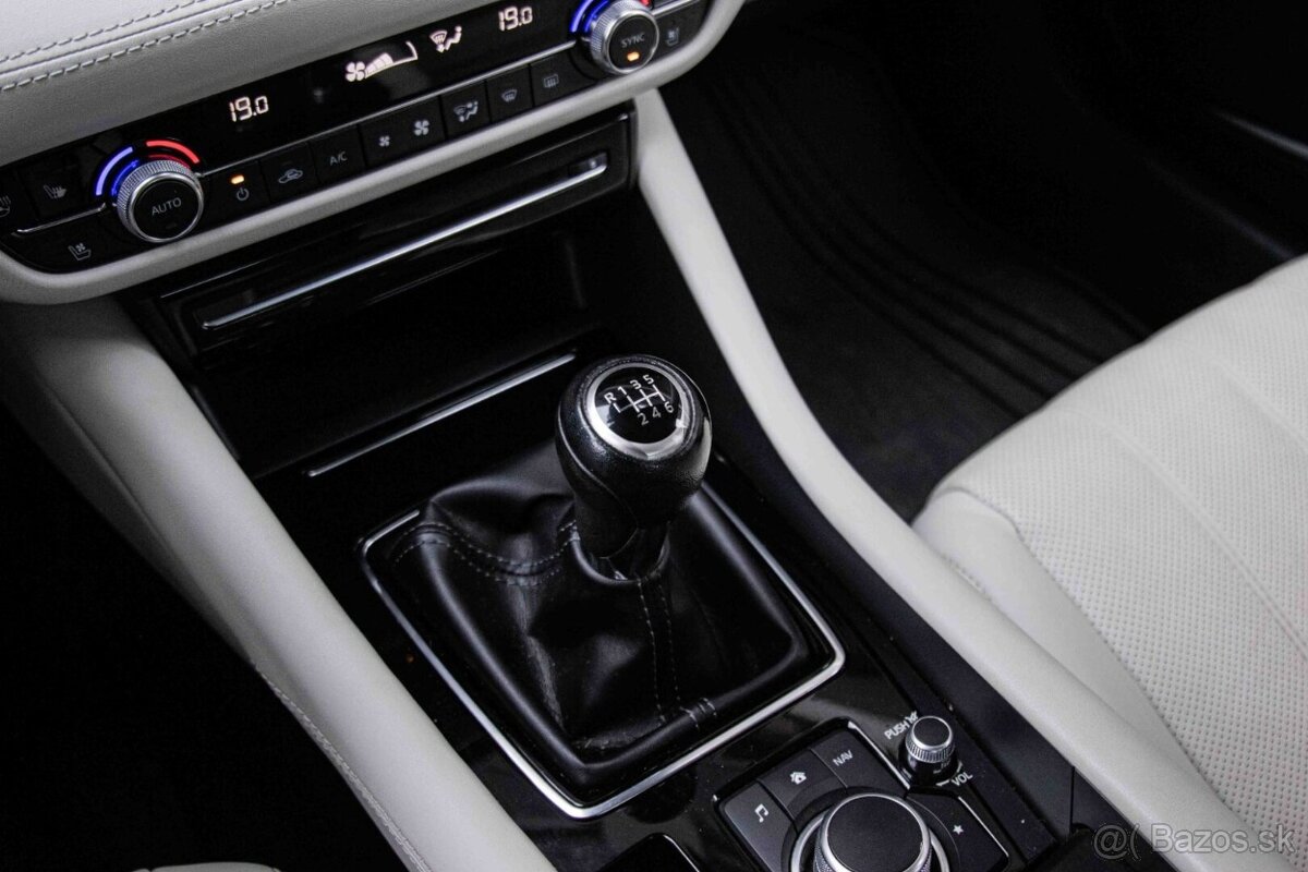 Mazda 6 2.2 Skyactiv-D184 Revolution TOP / ODPOČET - 19