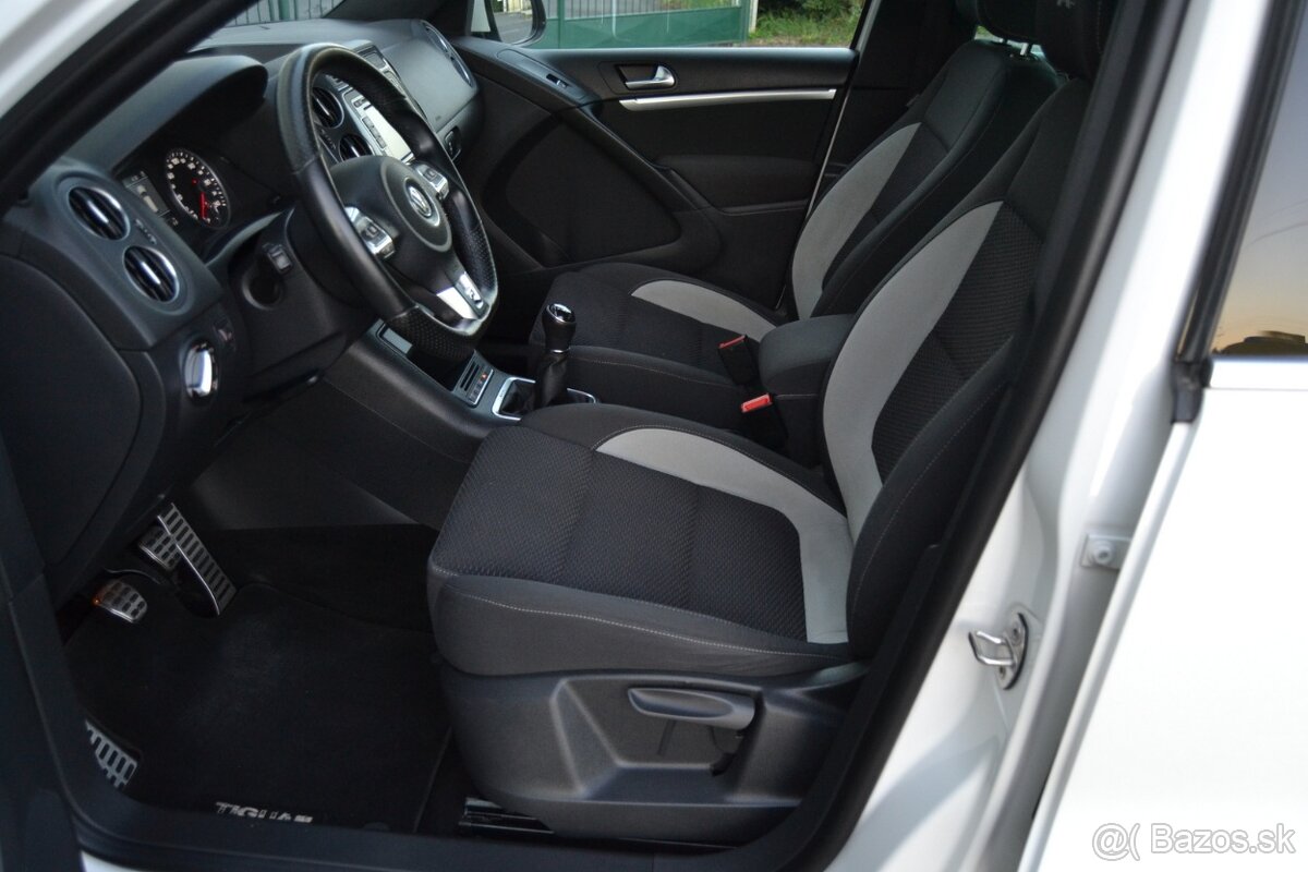 VW TIGUAN 2.0 TDI R LINE 4 MOTION, ALU R18, BIXENÓNY, CHRÓM - 19