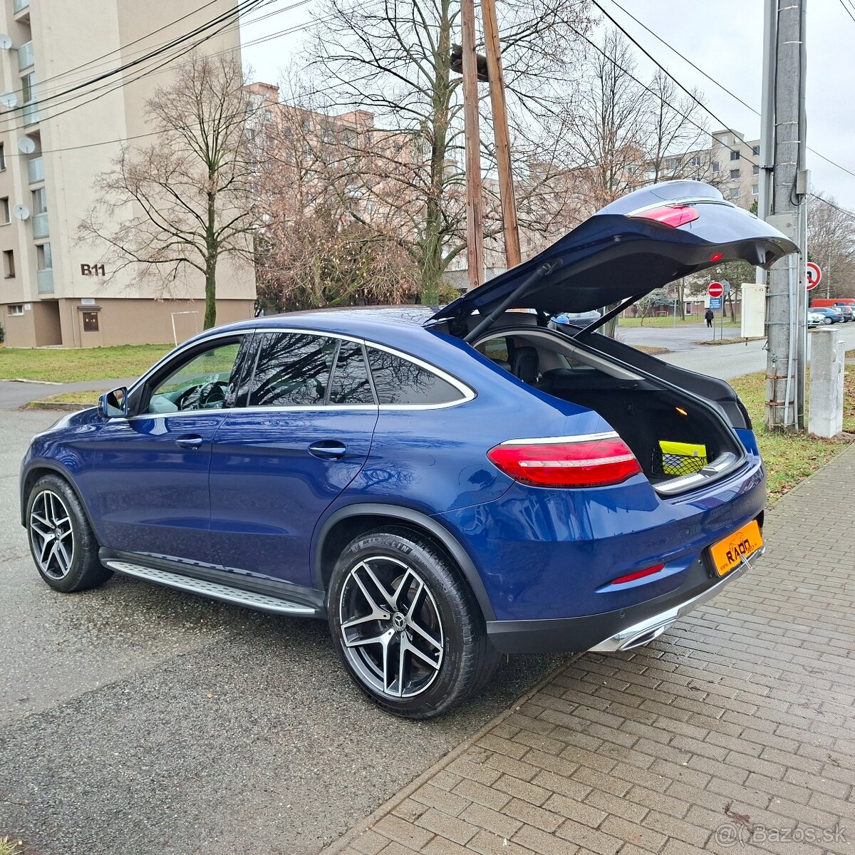 Mercedes-Benz GLE SUV 350d 4MATIC A/T - 19