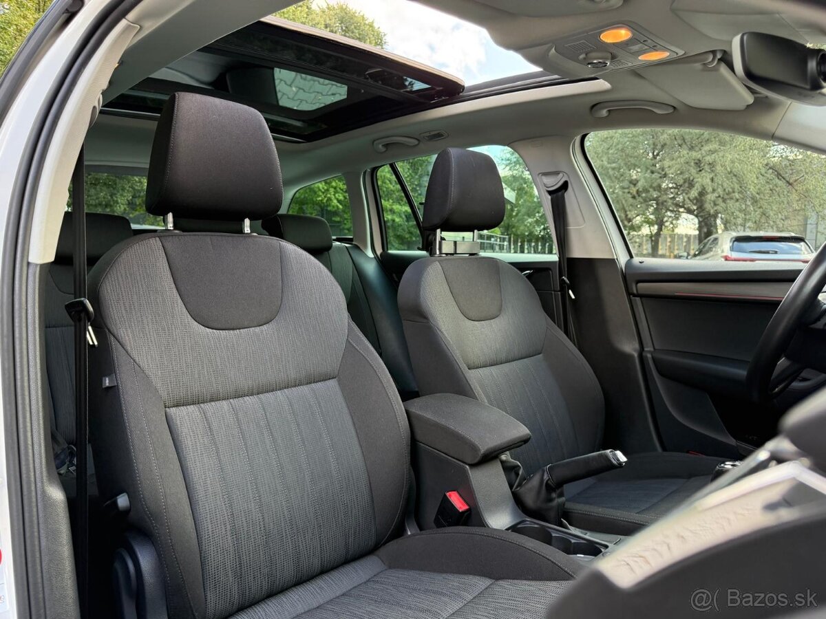 🤍Škoda Octavia Combi 2,0 TDI Style DSG 7 - 19