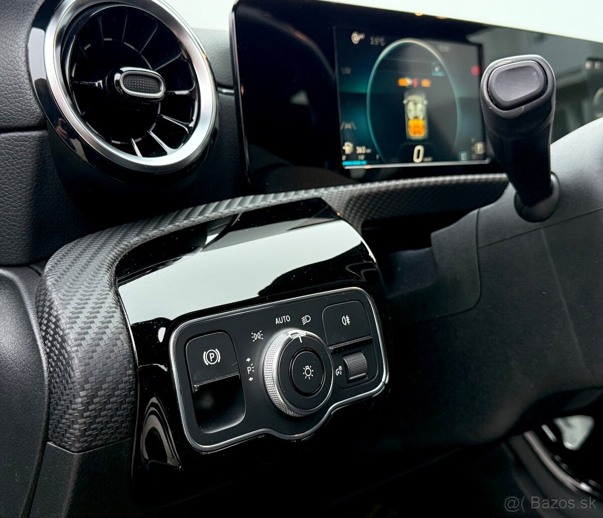 Mercedes - Benz CLA 180d SLOVENSKÉ AUTO - 19