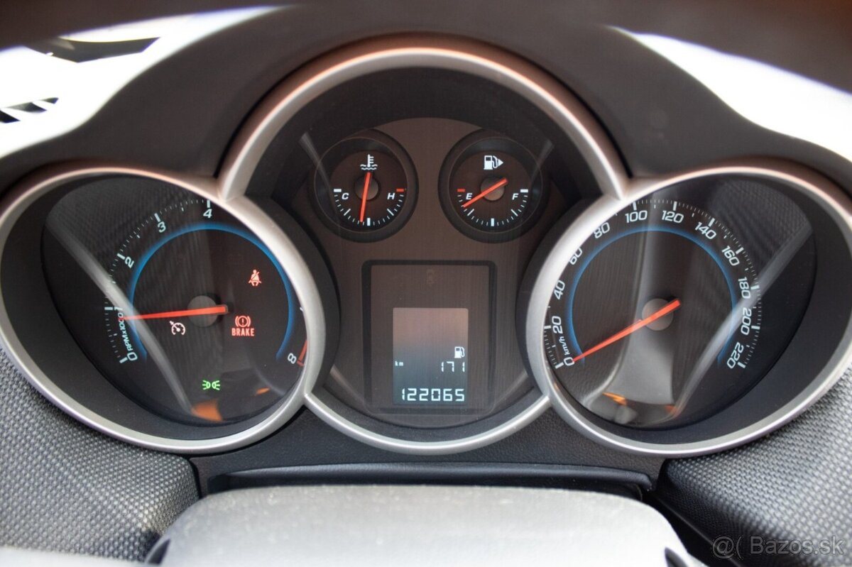 Chevrolet Cruze 1.8 16V LT - 19